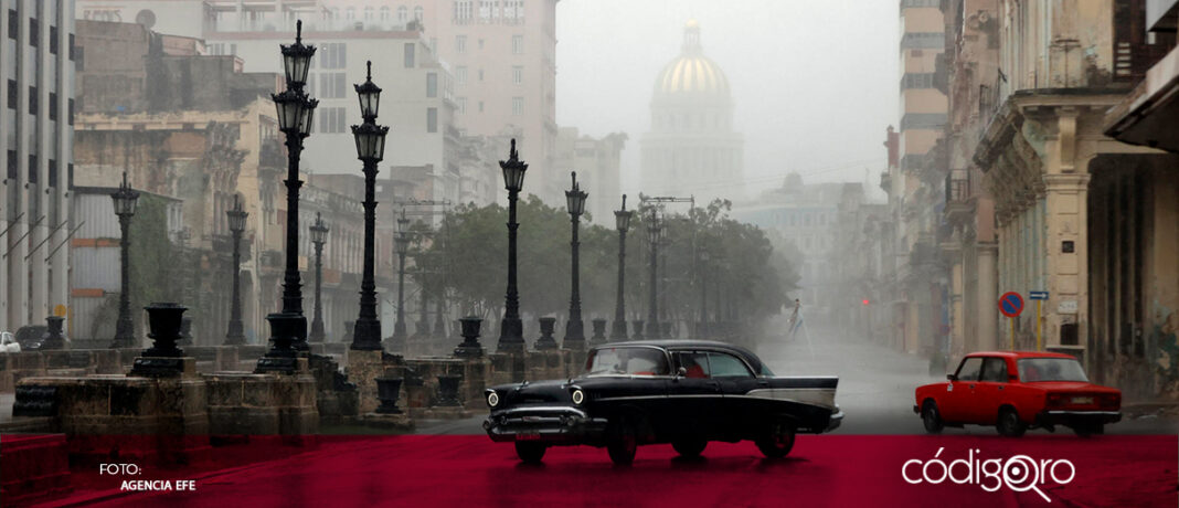 El huracán Rafael cruzó el oeste de Cuba como categoría 3, con vientos máximos sostenidos de 185 kilómetros por hora y fuertes lluvias; además, provocó un nuevo apagón total en la isla, pero las autoridades aún no han informado sobre las víctimas