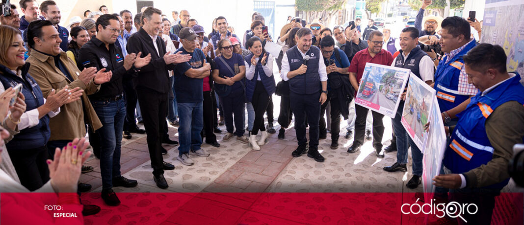 El gobernador Mauricio Kuri encabezó la entrega de obras de urbanización en la colonia Candiles, municipio de Corregidora; el proyecto comprendió el mejoramiento de las calles Circuito Antonio Pérez Alcocer, Rómulo Alonso, José Antonio Bustamante y Lorenzo Corona