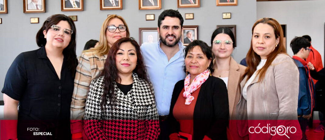 El senador del PAN, Agustín Dorantes, sostuvo un encuentro con personal del sector salud. Foto: Especial