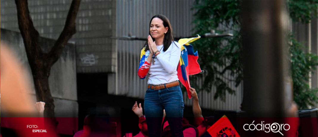 La líder opositora en Venezuela, María Corina Machado, encabezó una protesta contra la investidura de Maduro; el acto para asumir el cargo está previsto para el viernes al mediodía en el Parlamento