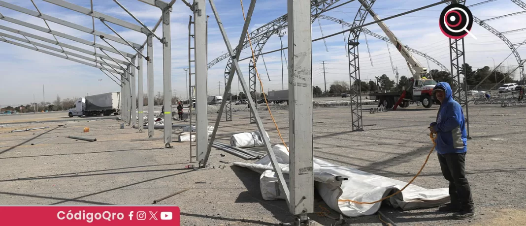 Enrique Serrano, coordinador del Consejo Estatal de Población, informó sobre la instalación de un campamento temporal en Ciudad Juárez con capacidad para 2,500 personas / Foto: Agencia EFE