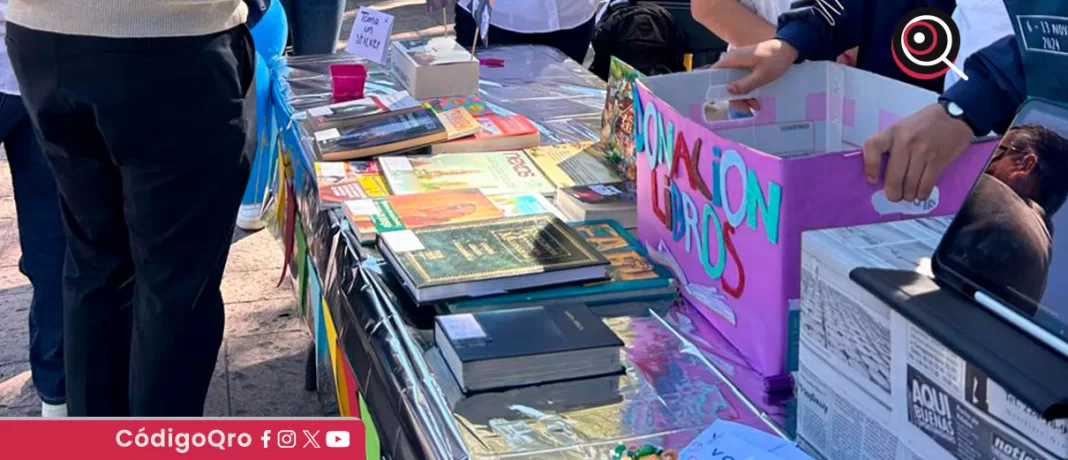 La Biblioteca Cápsula consiste en un espacio móvil con al menos 50 volúmenes, diseñada para facilitar el acceso a la lectura y fomentar círculos de lectura / Foto: Cortesía