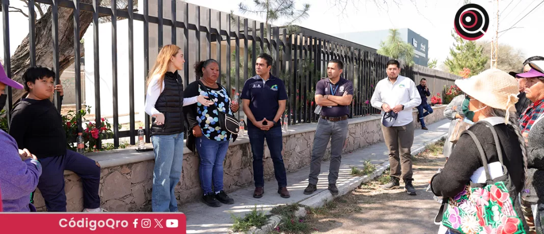 Funcionarios estatales escucharon los necesidades de la comunidad de Cerrito Colorado. Foto: Especial