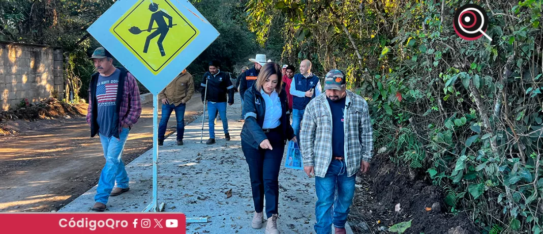 La Comisión Estatal de Infraestructura revisó el avance de las obras en la comunidad de Neblinas. Foto: Especial