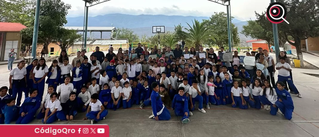 Certifican a escuelas promotoras de la salud en Jalpan de Serra. Foto: Especial