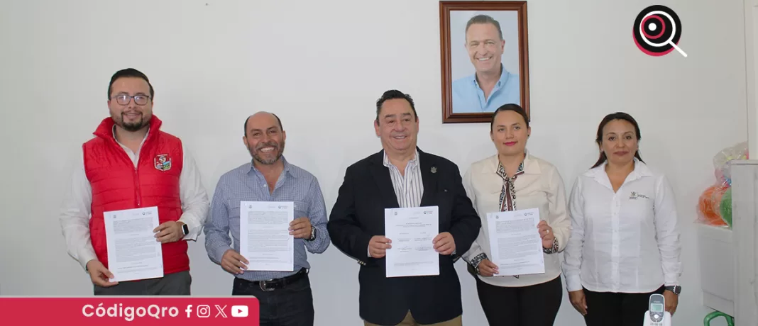 La Secretaría de Salud del Estado de Querétaro firmó un convenio de colaboración con el municipio. de Arroyo Seco. Foto: Especial