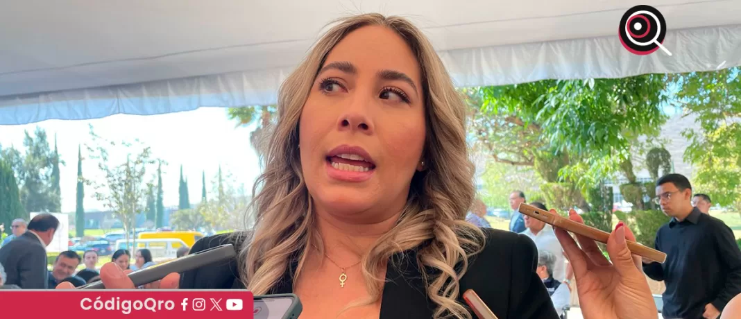 Andrea Tovar, presidenta de la Mesa Directiva del Congreso local, dijo que la persona que la sucederá en el cargo tiene que ser hombre y de otro partido político; podría ser del PAN o MC. Foto: Berenice Santos