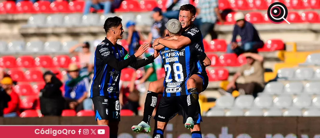 Los Gallos Blancos de Querétaro vencieron 2-0 al Puebla en el Estadio La Corregidora. Foto: Mexsport