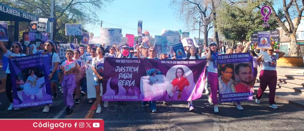 Miles de mujeres marcharon por las calles de la ciudad de Querétaro. Foto: Berenice Santos