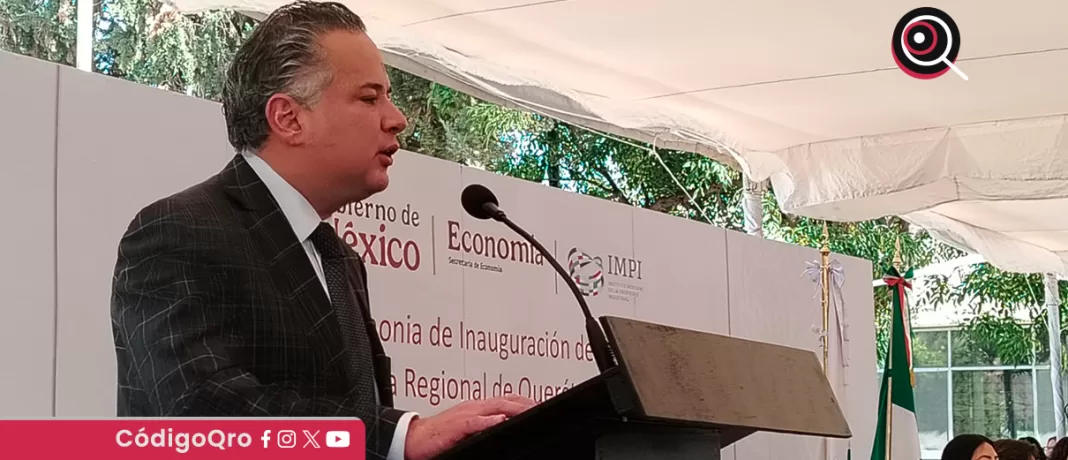 Santiago Niego, director general del IMPI, encabezó la inauguración de una oficina regional del organismo en Querétaro; el objetivo es combatir la piratería y crear nuevas patentes para evitar afectaciones en diversas industrias de la entidad. Foto: Berenice Santos