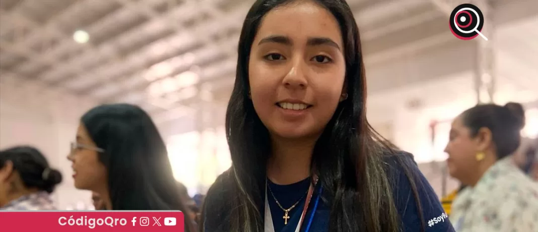 Joselyn Mendoza, estudiante de la escuela de Bachilleres de la UAQ, obtuvo medalla de bronce en la 34ª Olimpiada Nacional de Química / Foto: Cortesía